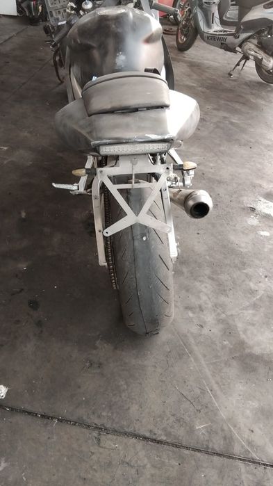Мотоциклет Ямаха Р1(Yamaha R1-1998-00g,2001-03 injection)-на части
