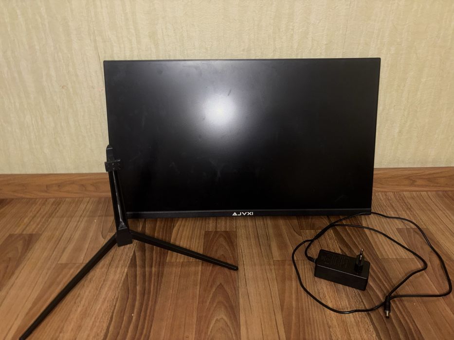 Продаю мониторы