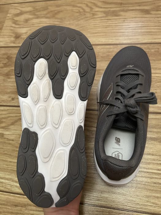 New Balance 520 V9 Extra Wide