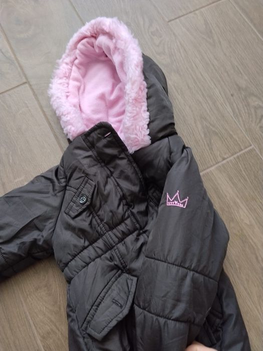 Geaca iarna fetita marimea 80, captusita cu fleece, gluga