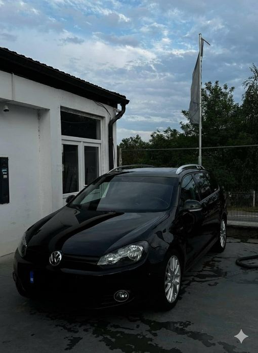 Volkswagen Golf VI  6