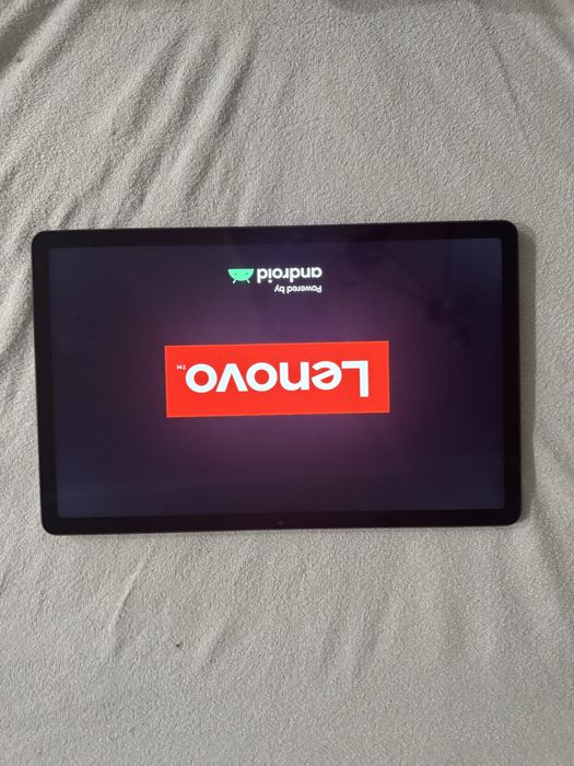 Планшет  Lenovo,черный