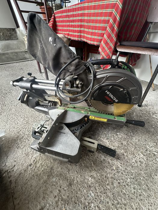 Пендула Hitachi