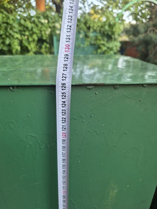 Сейф железный тяжёлый