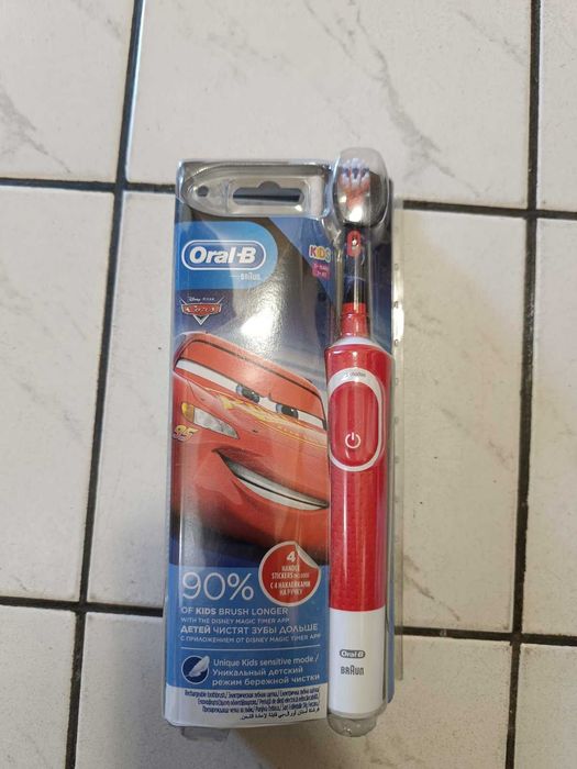 Детска електрическа четка за зъби