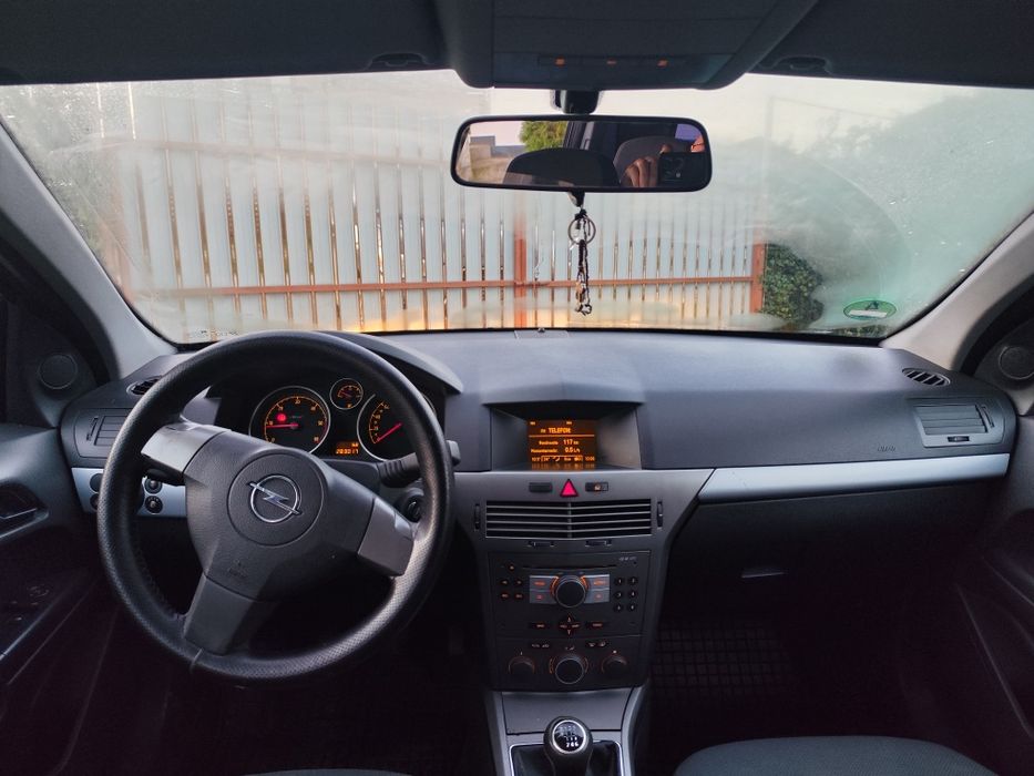 Opel Astra H  vagon 280000 km