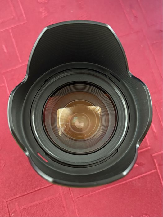 Tamron AF 28-105mm f/4-5.6 за Canon EF (+ сенник)