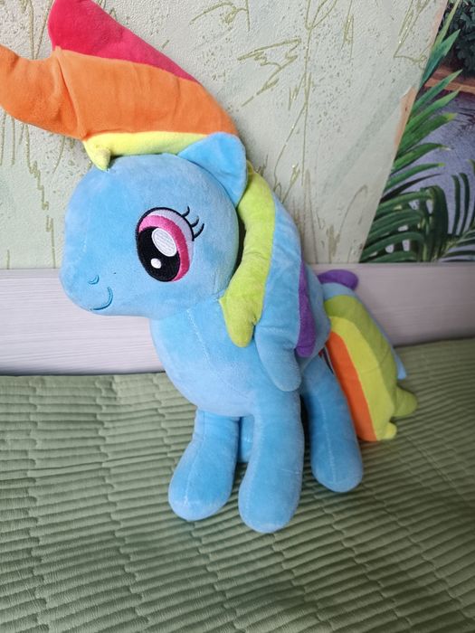 Продается мягкая игрушка пони радуга