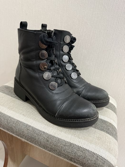 Продам ботинки на весну