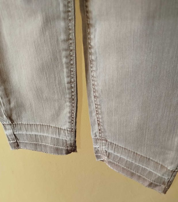 модерни, къси, вталени- tight fit x-slim leg, US размер - W29- бежов