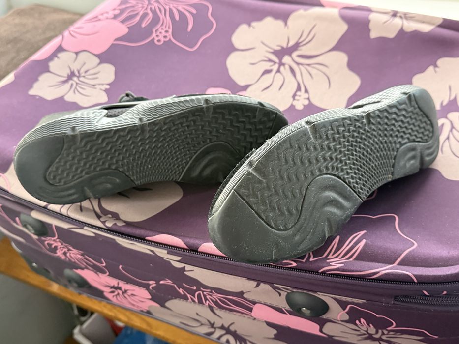 Adidasi Negri Piele Intoarsa| Marime 40 | Muse