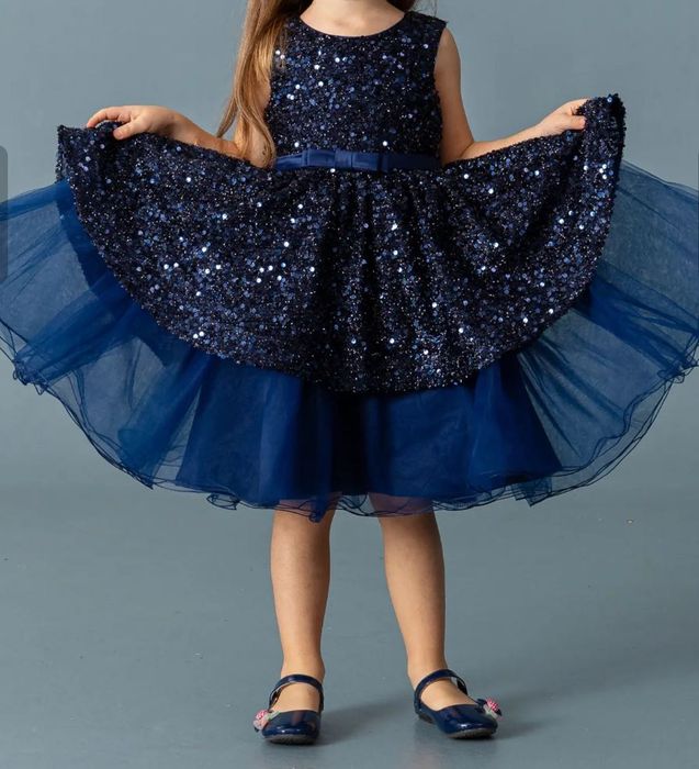 Детска официална рокля с пайети