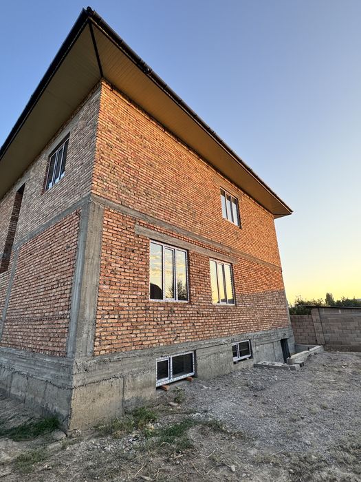 Продаетсья дом участок