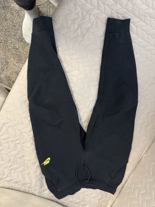 Долнище Nike tech