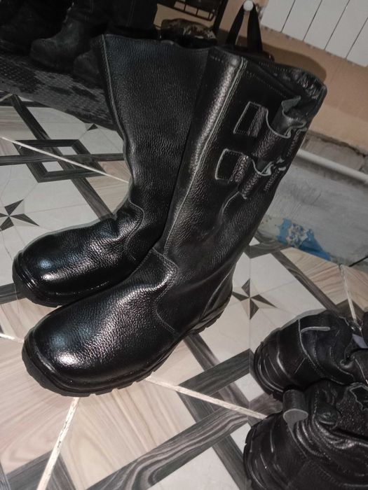 Зимние сапоги новый продам