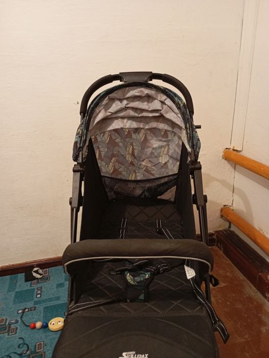 Продам каляску бу