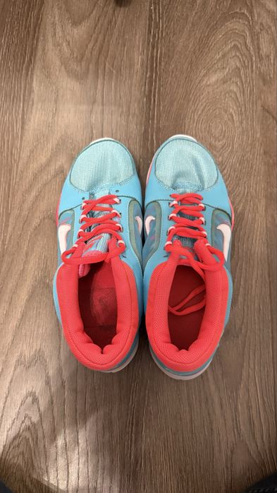 Маратонки Nike 42 Размер