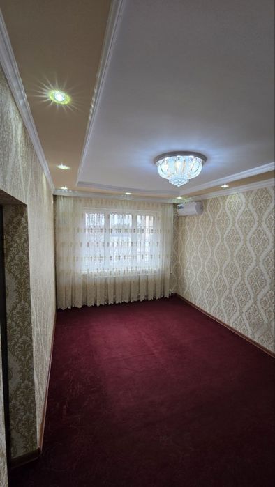 Такачи. Продажа. 1 комнатная. 2 х 6 балкон чистая