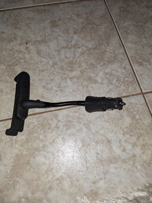 Încărcător bricheta auto iphone