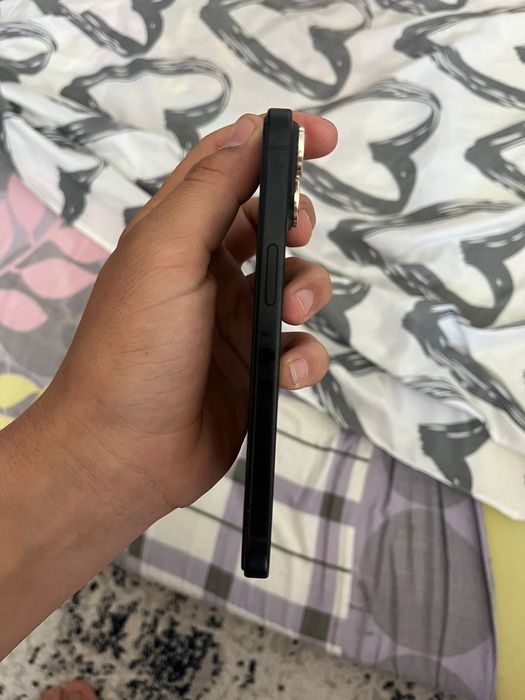 Iphoneee      15