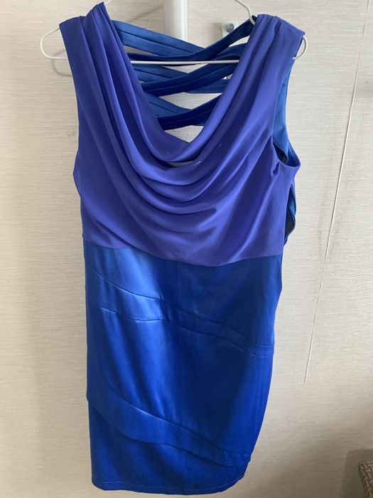 Платье коасивое 46 размер!