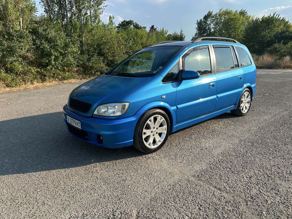 Opel Zafira OPC