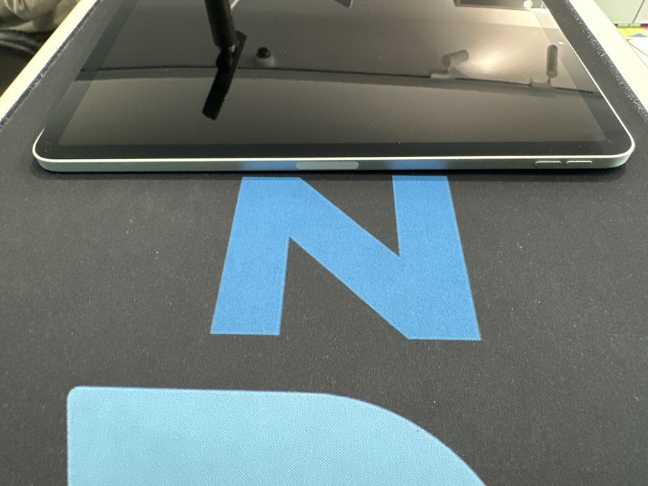 Apple iPad Air 4 10.9” 2020 4th Gen WiFi 64GB ID-XXL8165