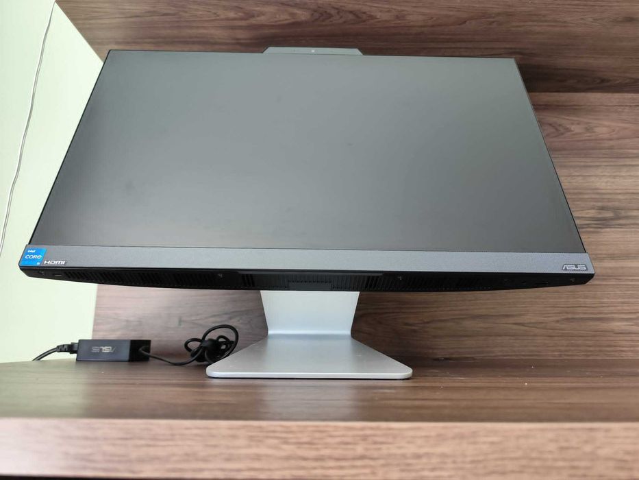 Компютър ASUS "all in one" 12th Gen Intel i5-1235U x64 1.30GHz, RAM 8GB, SSD 512GB, Graphics 128MB