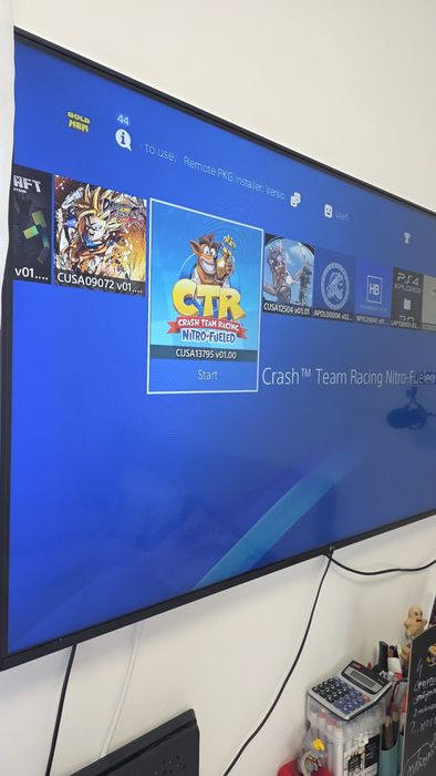 PS4 Slim 512GB Modat GoldHen - Include Controller si Disc Modare