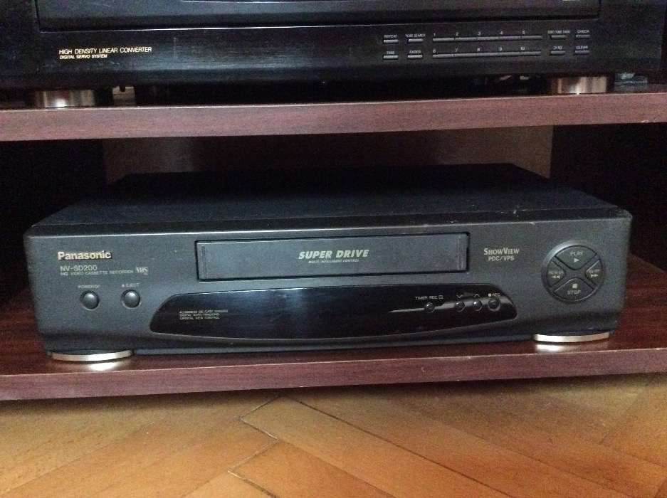 Amplificator , casetofon, cd, video