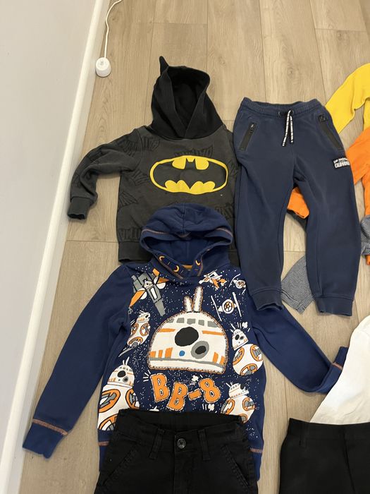 Lot haine baiat 5-6 ani