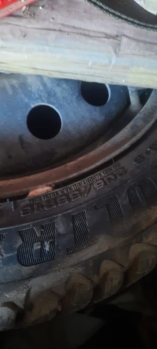 Продам зиние шишы с дисками