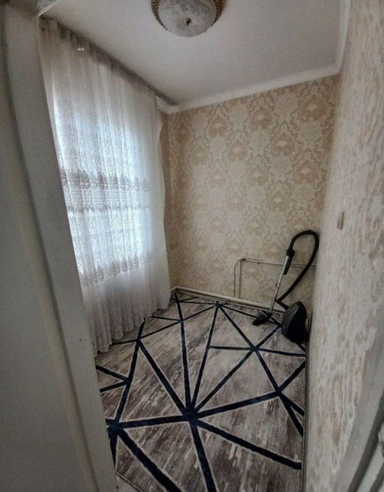 Срочно ‼️1*2/3/5 балкон 1/5 Цкв Чиланзар