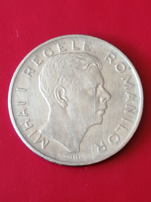 Moneda de 100 lei din anul 1943.