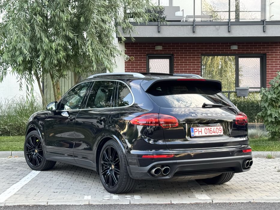 PORSCHE Cayenne 2015 — imagine 3
