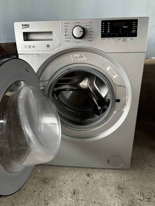 Kir moshina Beko sotiladi