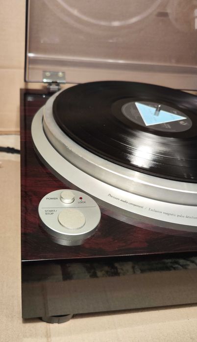 Проигрыватель винила DENON DP-59L