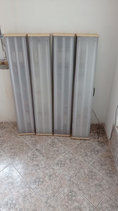 Продавам Алминицентни лампи