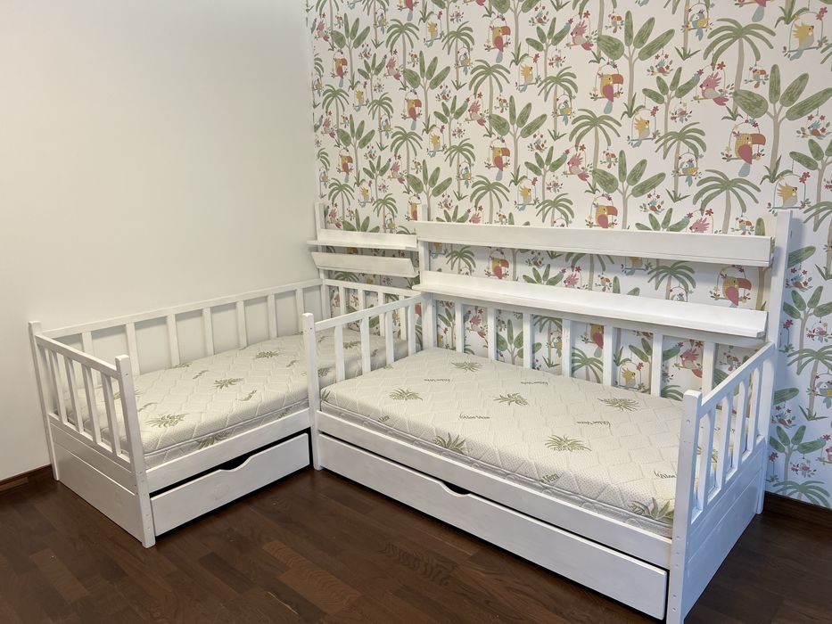 Продавам две легла с матраци 80х160