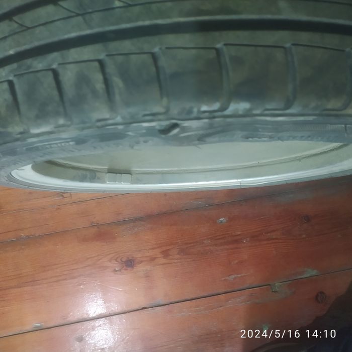 Продам диски каптос 17