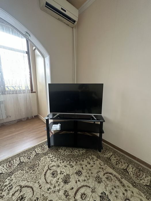 ТВ и подставка в место продаю