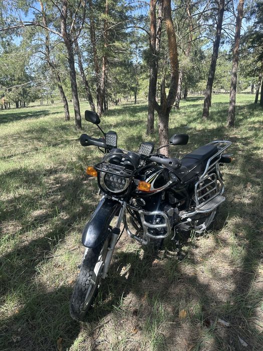 Продам мотоцикл yaqi