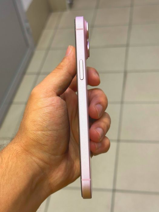 iphone 15plus pink