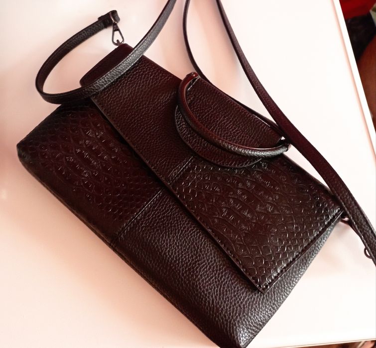 Новая сумка, черной цвет