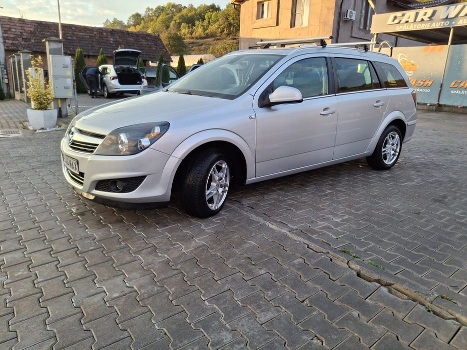 OPEL Astra 2010 — imagine 2