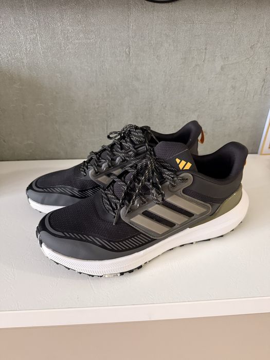 Кроссовски Adidas original