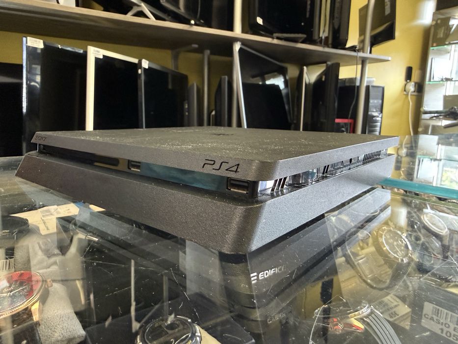 PlayStation Slim 500GB
