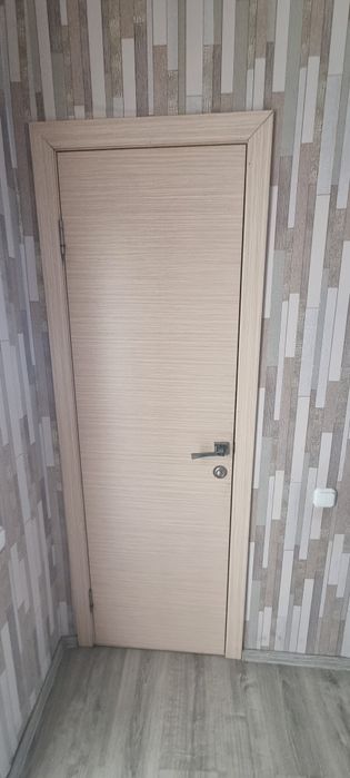 Продам межкомнатные двери