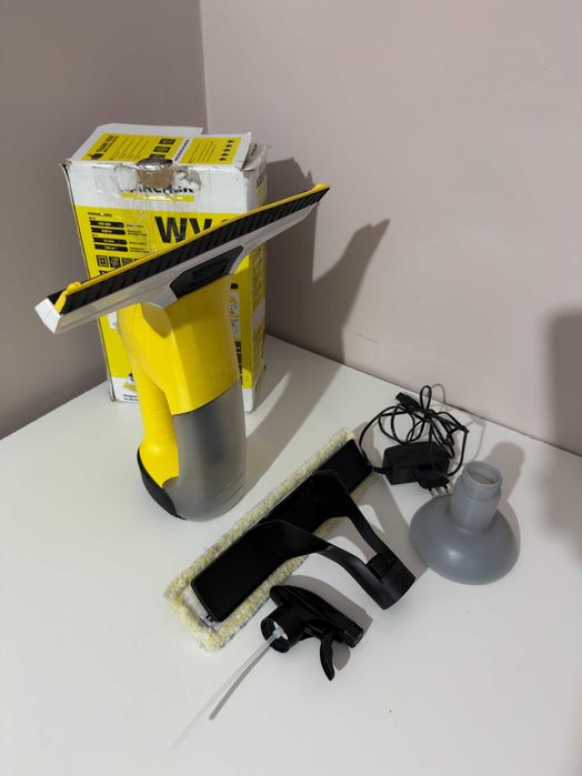 Aspirator geamuri WV 6 Plus