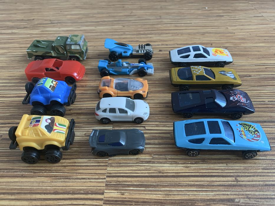 Машинки детские.